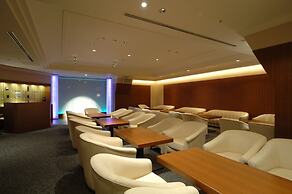 Yokohama Royal Park Hotel