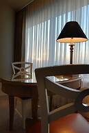 Yokohama Royal Park Hotel