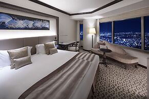 Yokohama Royal Park Hotel