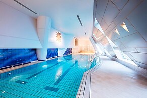 Yokohama Royal Park Hotel