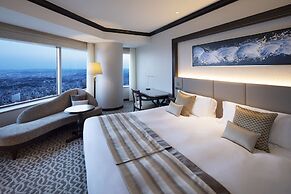 Yokohama Royal Park Hotel