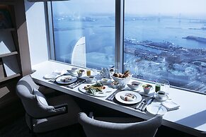 Yokohama Royal Park Hotel
