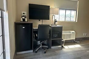 Days Inn by Wyndham San Diego Vista