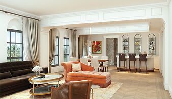 Cloister at The Boca Raton