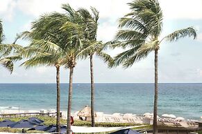 Cloister at The Boca Raton
