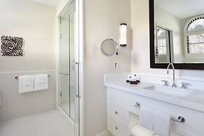 Cloister at The Boca Raton