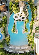 Cloister at The Boca Raton