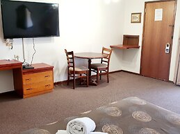 Golden Grain Motor Inn