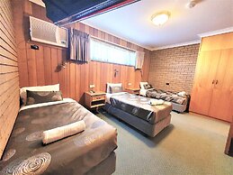 Golden Grain Motor Inn