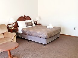 Golden Grain Motor Inn