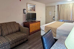 Econo Lodge Edmonds North Seattle