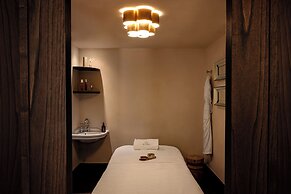 Chateau des Fleurs Hotel & Spa Paris