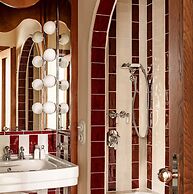 Chateau des Fleurs Hotel & Spa Paris