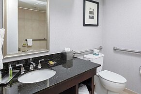 DoubleTree by Hilton Omaha Downtown