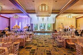 DoubleTree by Hilton Omaha Downtown