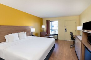 Days Inn by Wyndham Florence/I-95 North