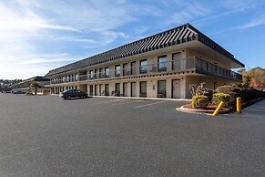 Days Inn by Wyndham Florence/I-95 North
