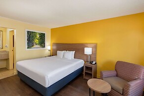Days Inn by Wyndham Florence/I-95 North