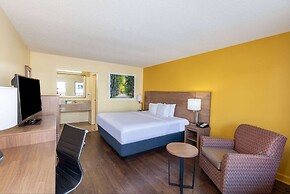 Days Inn by Wyndham Florence/I-95 North