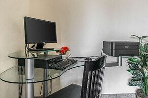 Quality Inn & Suites Fairview