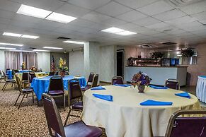 Quality Inn & Suites Fairview