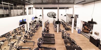 Glärnischhof by Trinity