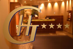 Glärnischhof by Trinity