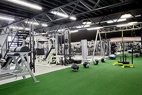 Glärnischhof by Trinity