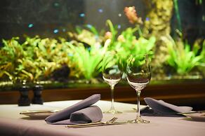 Glärnischhof by Trinity