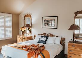 Grouse Mountain Lodge