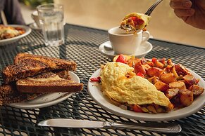 Grouse Mountain Lodge