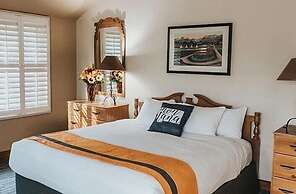 Grouse Mountain Lodge