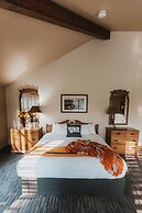 Grouse Mountain Lodge