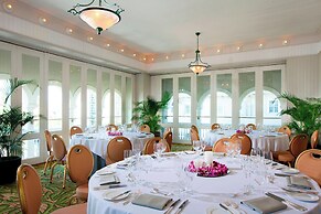 Moana Surfrider, A Westin Resort & Spa, Waikiki Beach