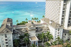 Moana Surfrider, A Westin Resort & Spa, Waikiki Beach