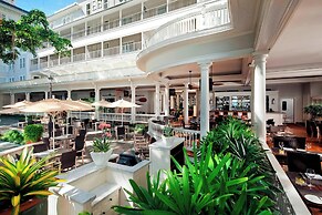 Moana Surfrider, A Westin Resort & Spa, Waikiki Beach