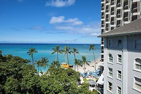 Moana Surfrider, A Westin Resort & Spa, Waikiki Beach