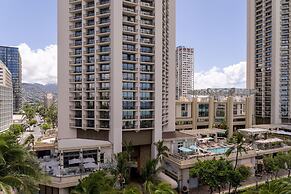 Moana Surfrider, A Westin Resort & Spa, Waikiki Beach