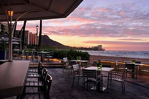 Moana Surfrider, A Westin Resort & Spa, Waikiki Beach