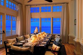 Moana Surfrider, A Westin Resort & Spa, Waikiki Beach