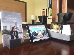 Moana Surfrider, A Westin Resort & Spa, Waikiki Beach