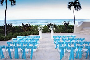 Moana Surfrider, A Westin Resort & Spa, Waikiki Beach