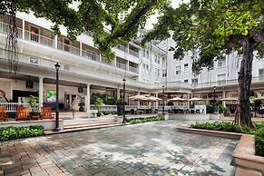Moana Surfrider, A Westin Resort & Spa, Waikiki Beach