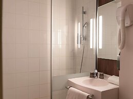 Ibis Styles Rouen Parc Expo Zenith