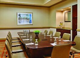 DoubleTree Suites by Hilton Hotel Philadelphia West