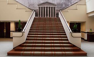 DoubleTree Suites by Hilton Hotel Philadelphia West