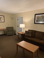 Ramada by Wyndham Marquette