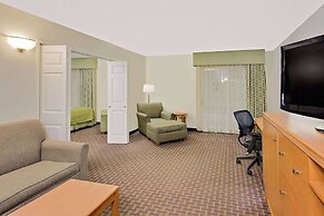Ramada by Wyndham Marquette