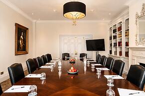 Macdonald Berystede Hotel