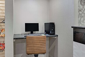 Clarion Pointe Near Erie Casino